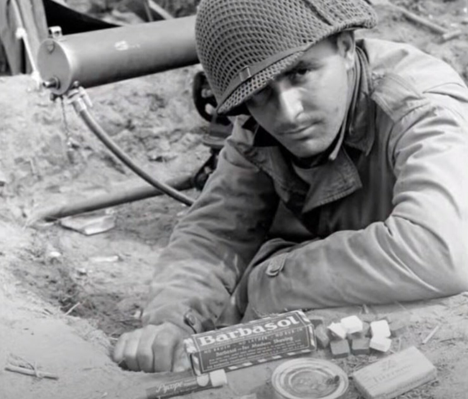 ORIGINAL WWII Woven Square Pattern M1 Helmet Net from US GI OD Camo Shrimp Net 1