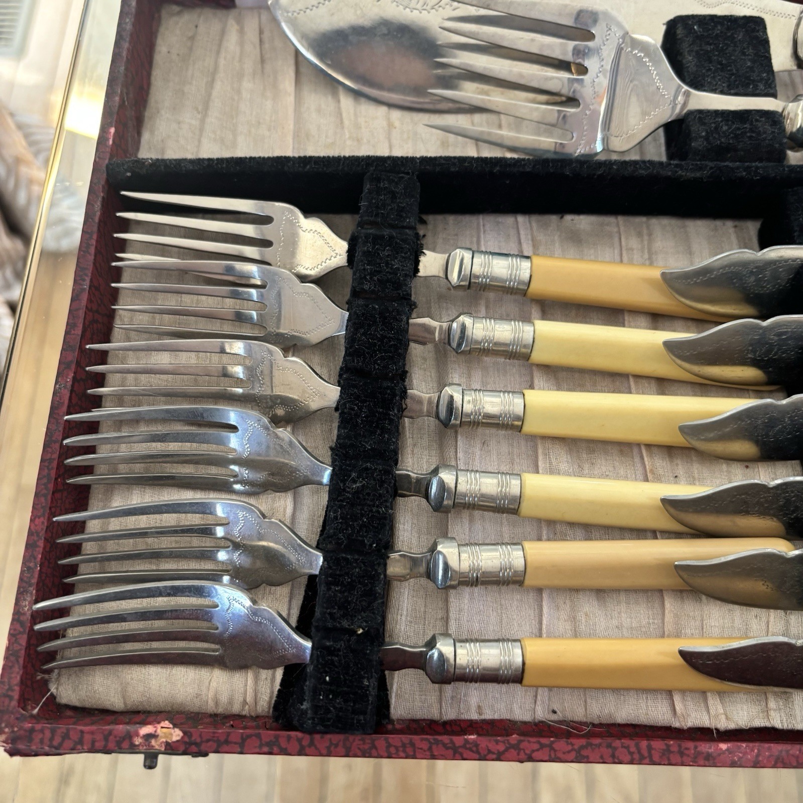 Sheffield Bakelite Stainless Steel 14 Piece Fork Knife Serving Set Original Case