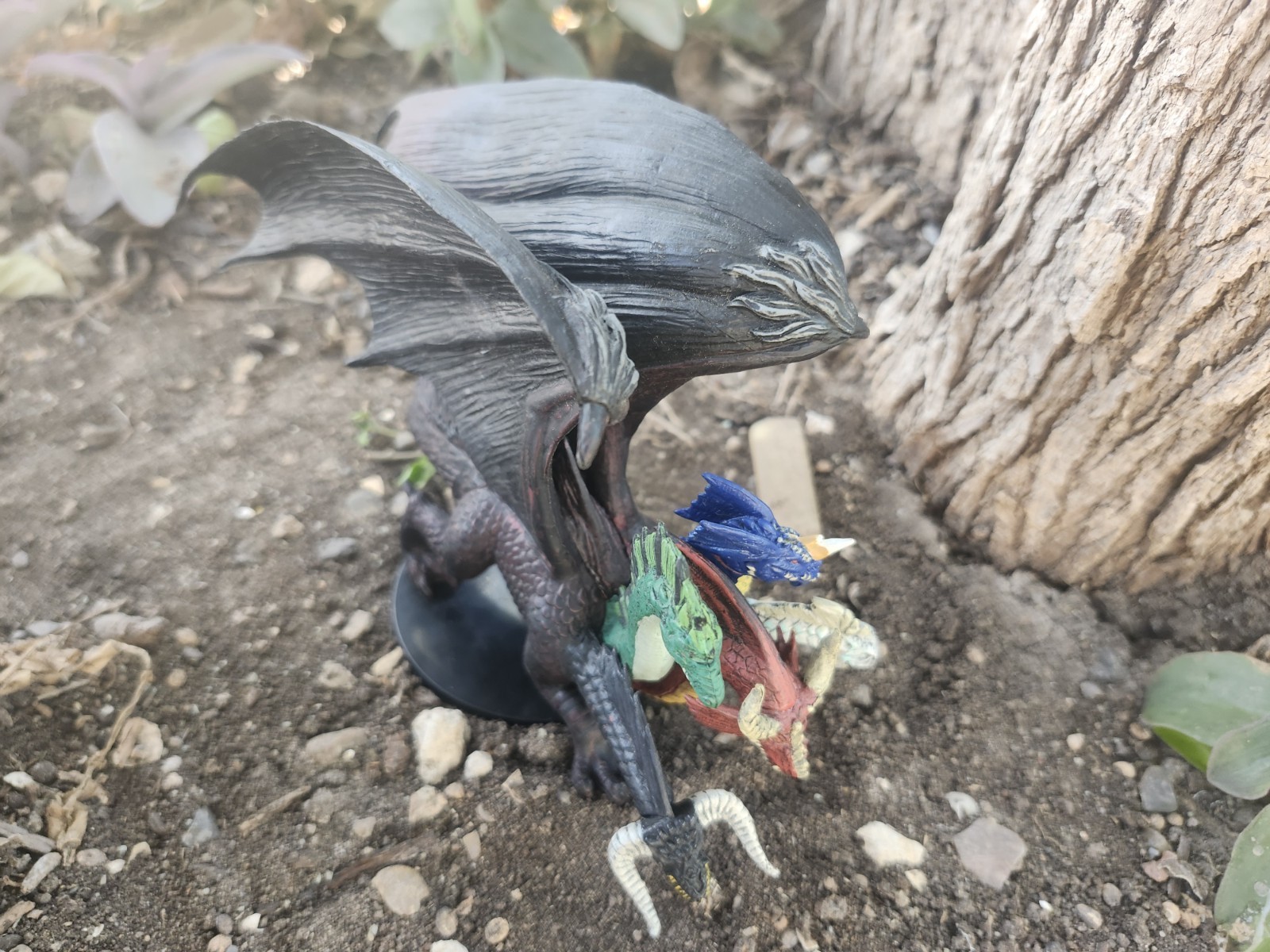 Dungeons & Dragons Aspect of Tiamat 24/60 B used mini