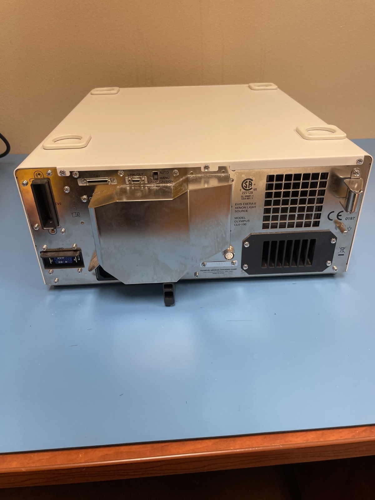 Olympus CV-190 Endoscopy System - Includes Processor, Light Source and Cables