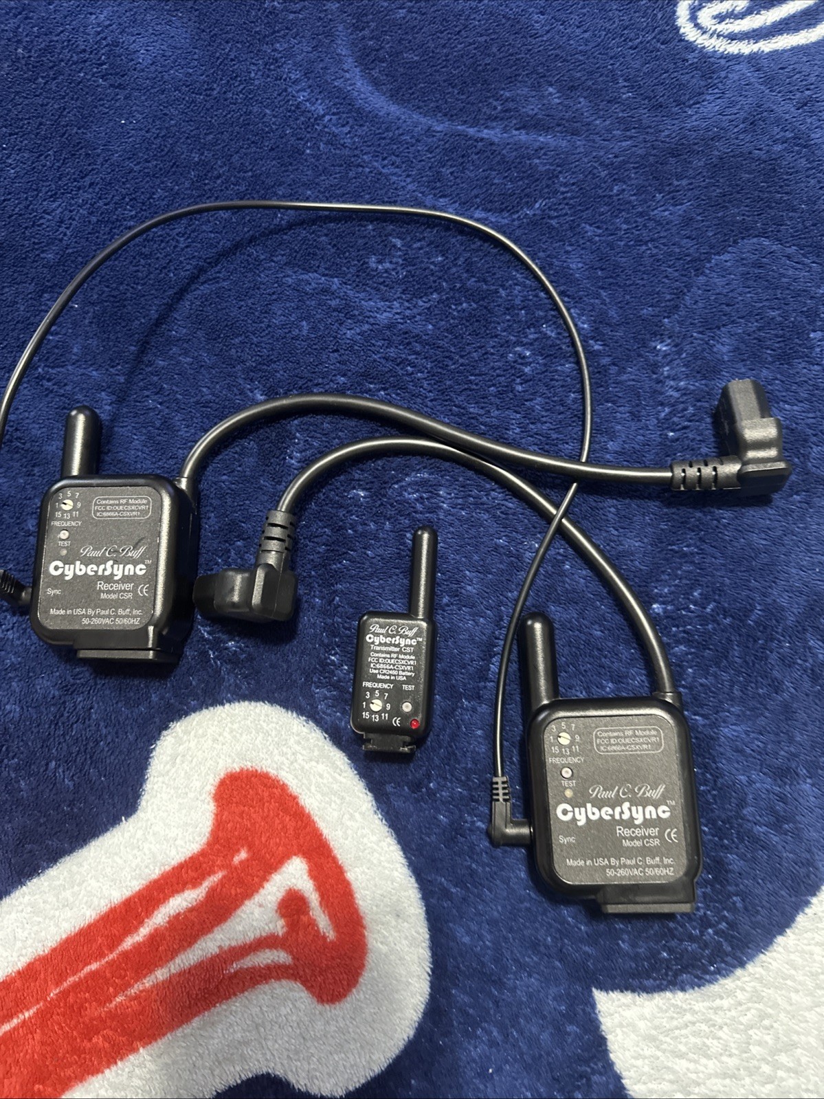 2 Paul C. Buff Receiver Cybersync CSR + Transmitter Cybersync CTS