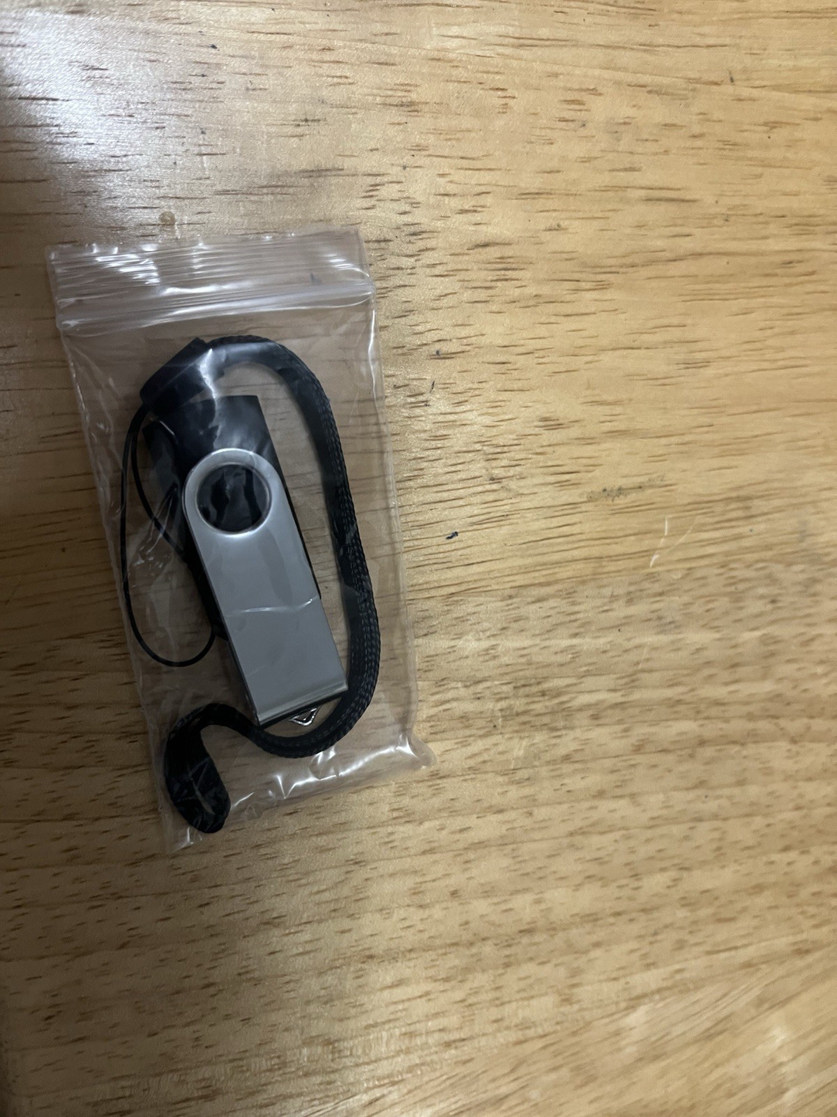 Windows 11 Pro 64-Bit USB Flash Drive With Key.