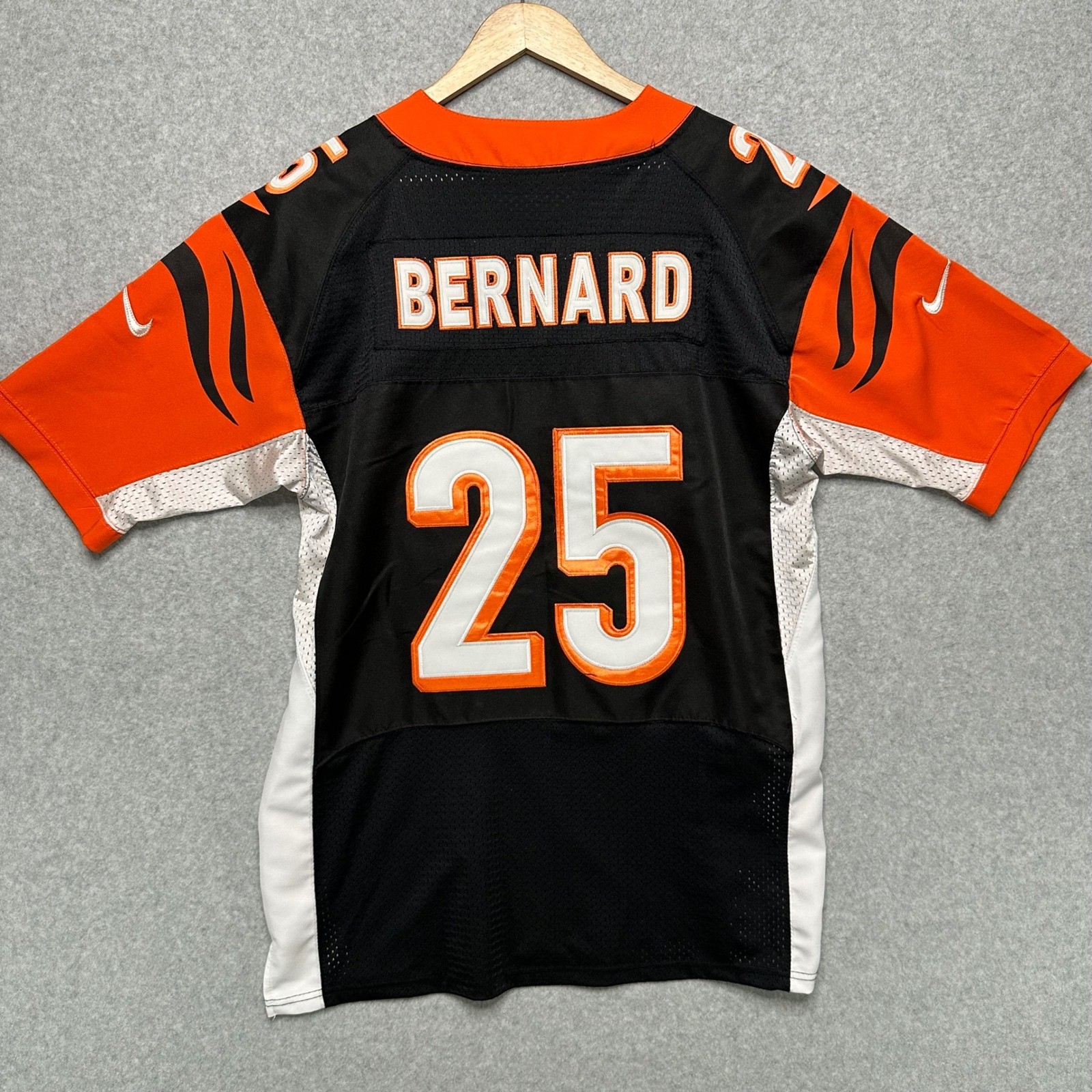Nike Cincinnati Bengals Giovani Bernard 25 Elite On Field Jersey Mens 40 Medium