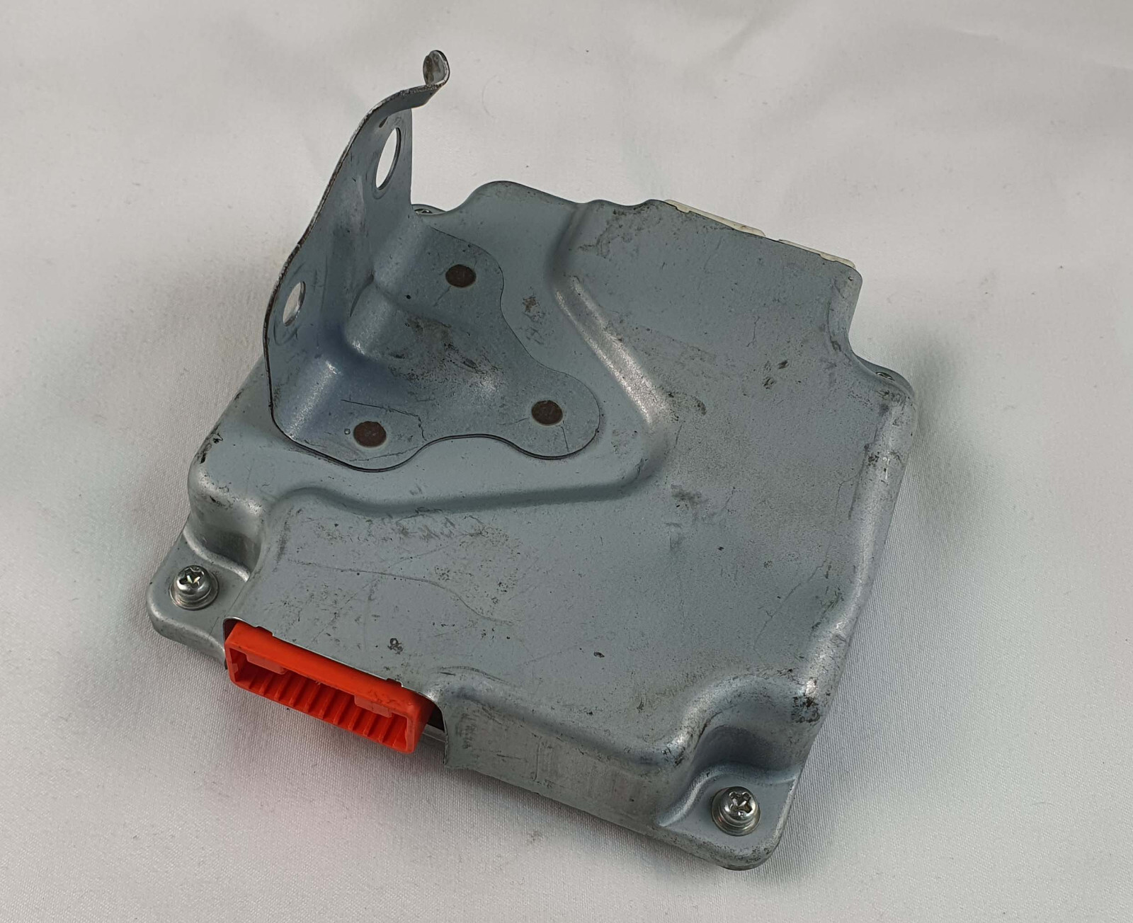 Toyota Prius Hybrid 2010-2015 Bettery Voltage Sensor Control module 89892-47020