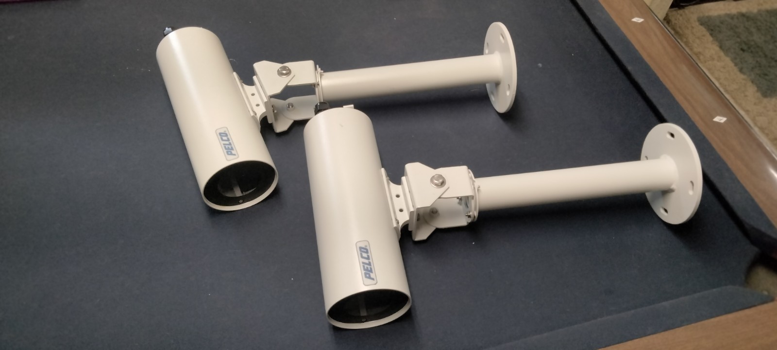 PELCO EH2512 & EM1015U Camera Enclosure With Pedestal Mount LOT OF 2