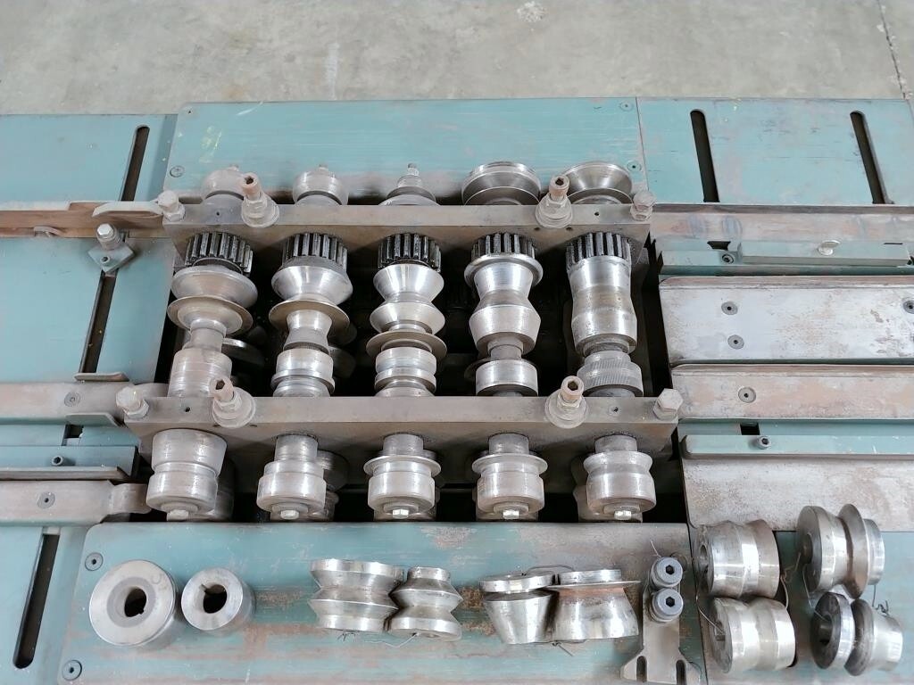 ENGEL LOCKFORMER ROLL FORMING MACHINE M-525 SHEET METAL PITTSBURGH MACHINE