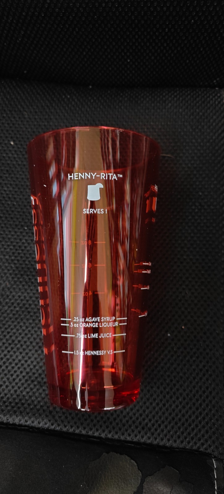 Hennessy Shaker Red
