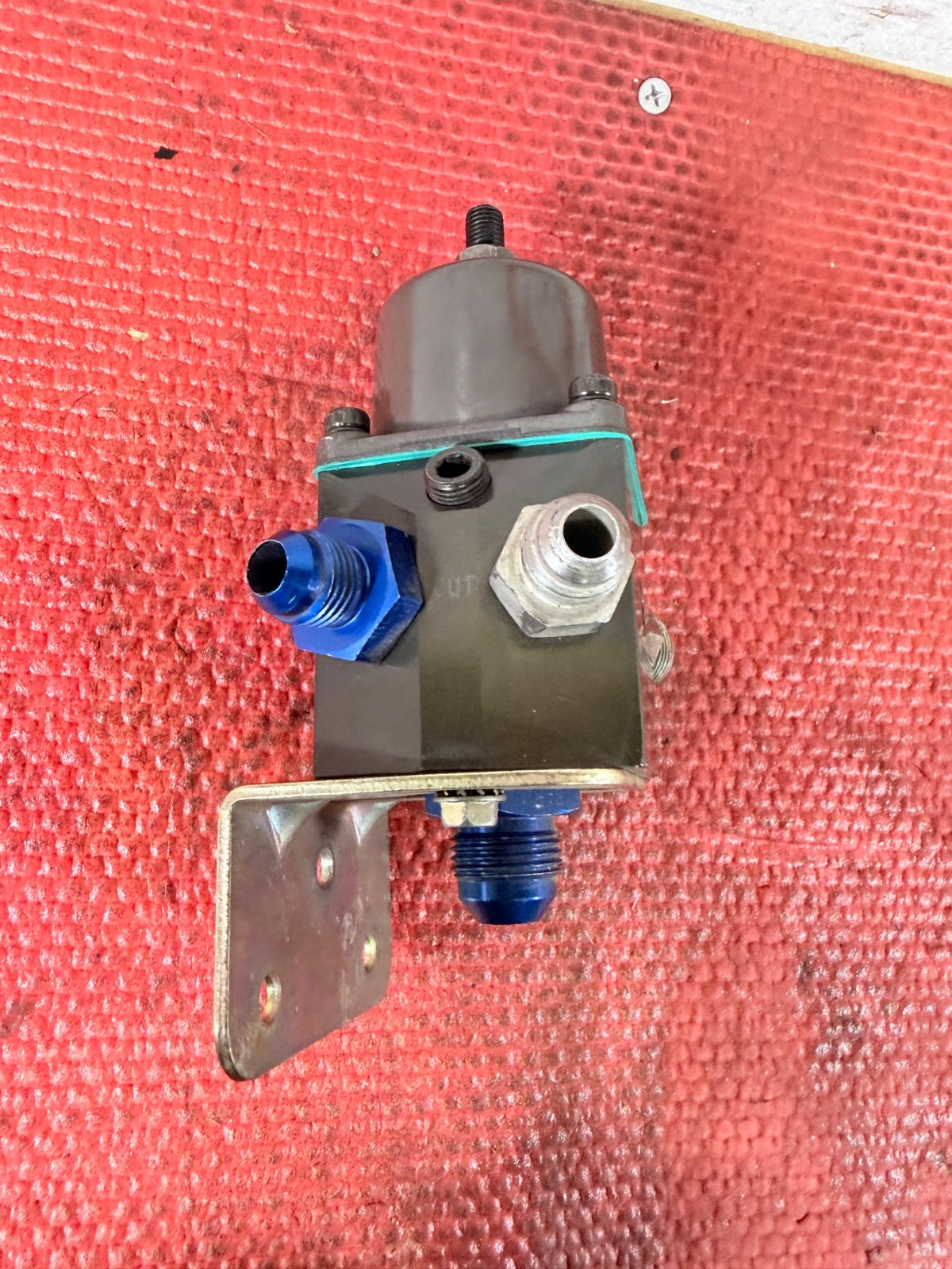 HOLLEY ALUMINUM BILLET CARBURETED FUEL PRESSURE REGULATOR 4.5 - 9 PSI