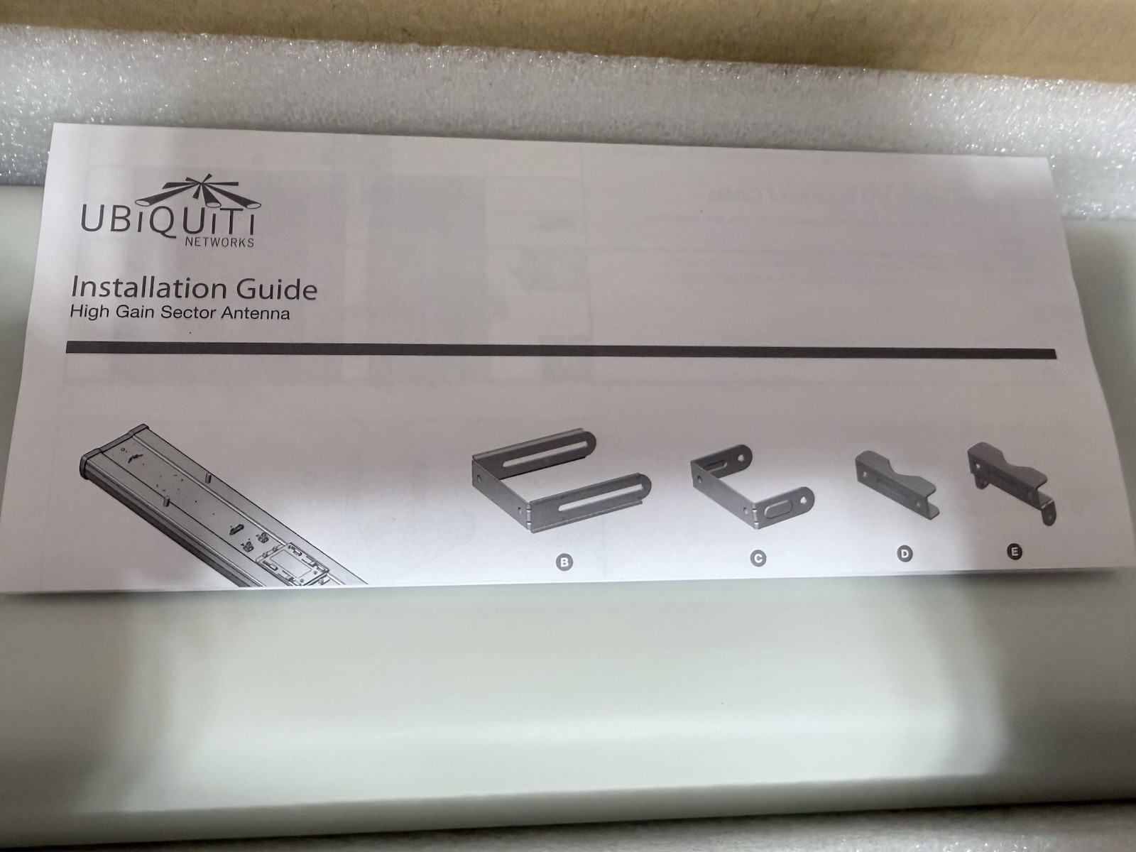 ✔️NEW UBIQUITI AM-2G16 90 Degree 2.4GHZ Air Max Sector Antenna w/ mount hardware