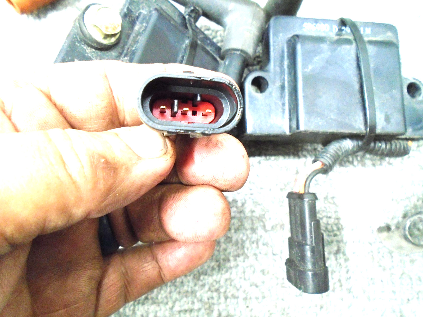 Ignition Coil Assy X3 0586980 Johnson Evinrude Outboard 2009 & Later 200-300 Hp