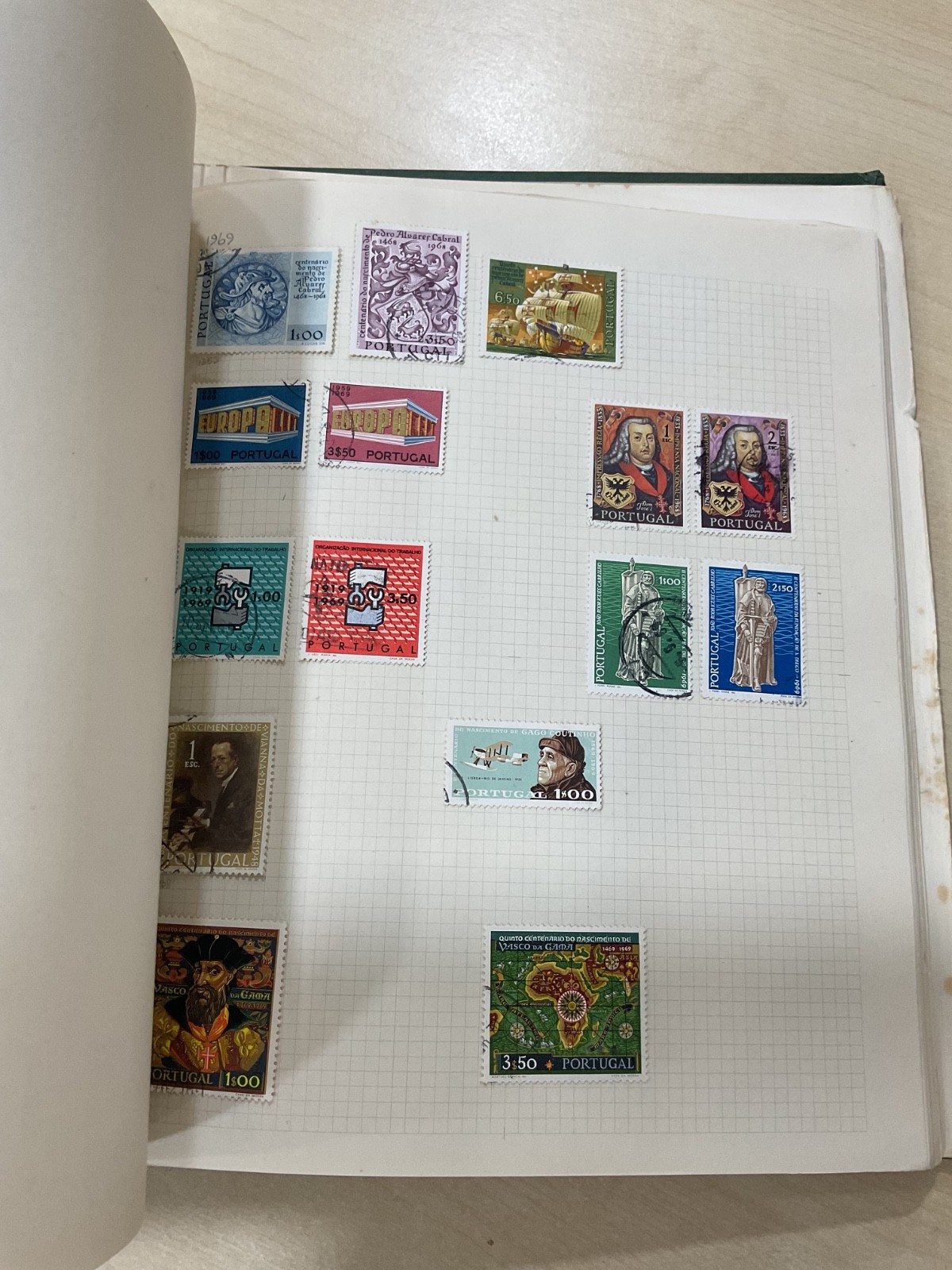 Portugal + colonies stamps. 1870 - 1979. Mint/used. Album G/101