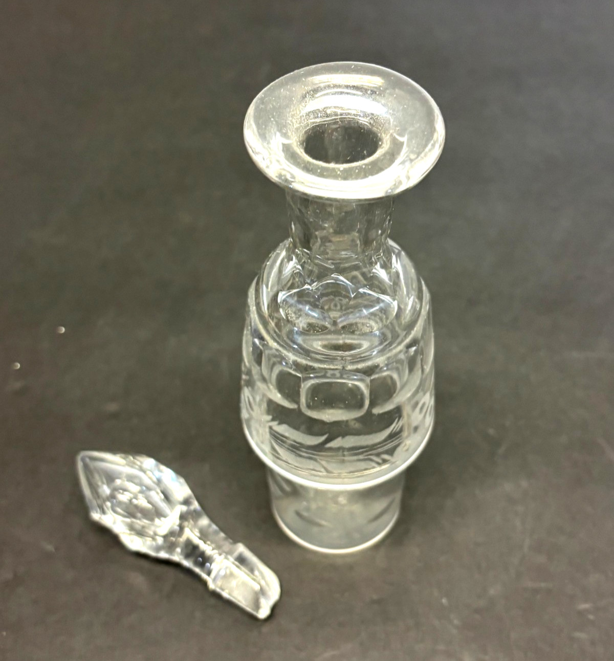 Antq. 1861 SIMPSON HALL MILLER, Treble Pl Silver 7 pc CRUET CONDIMENT Caddy Set