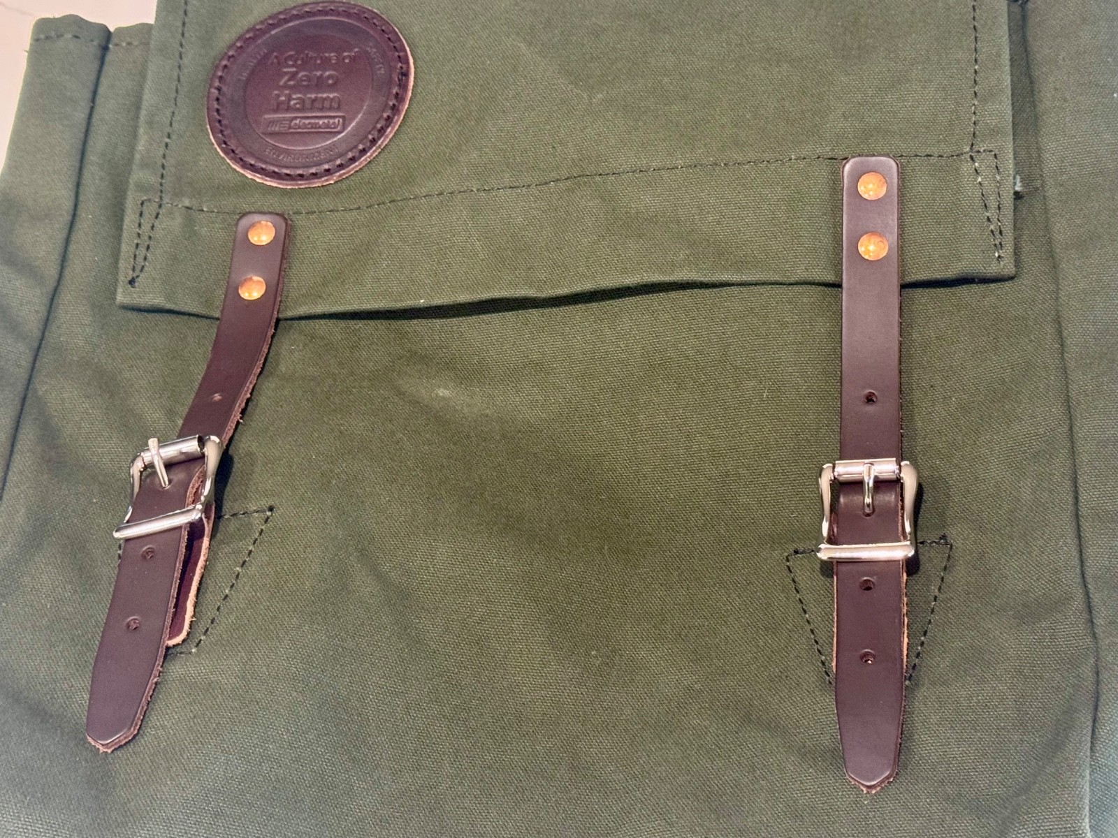 DULUTH PACK JUNIPER GREEN CANVAS & BROWN LEATHER SCOUT BACKPACK 16"X14" LOGO