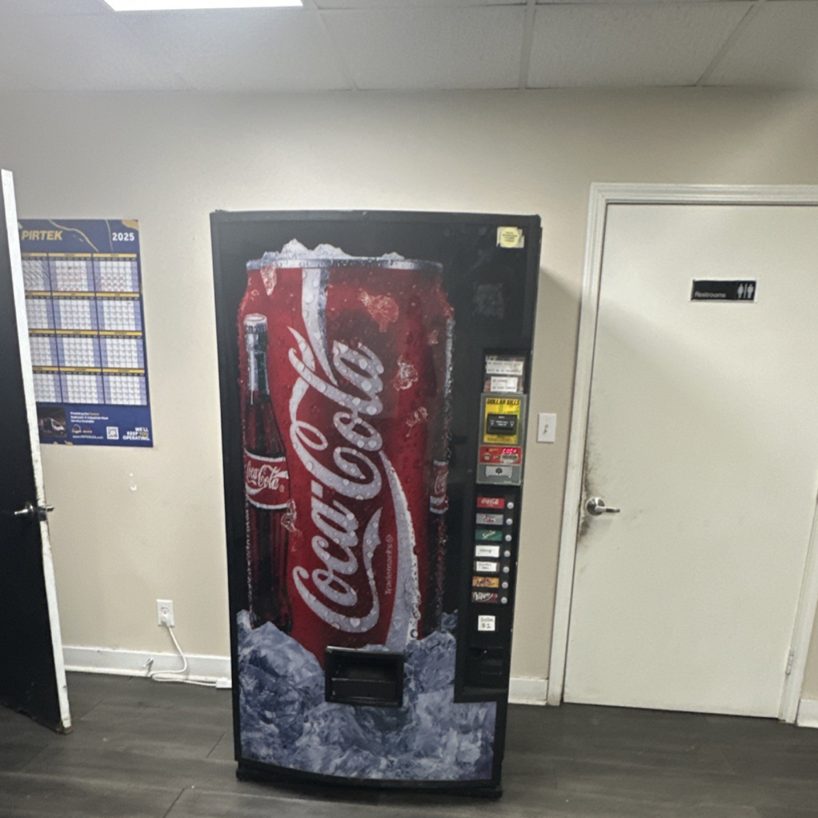 Coca-Cola Commercial Beverage Vending Machine with $1 Bill Acceptor