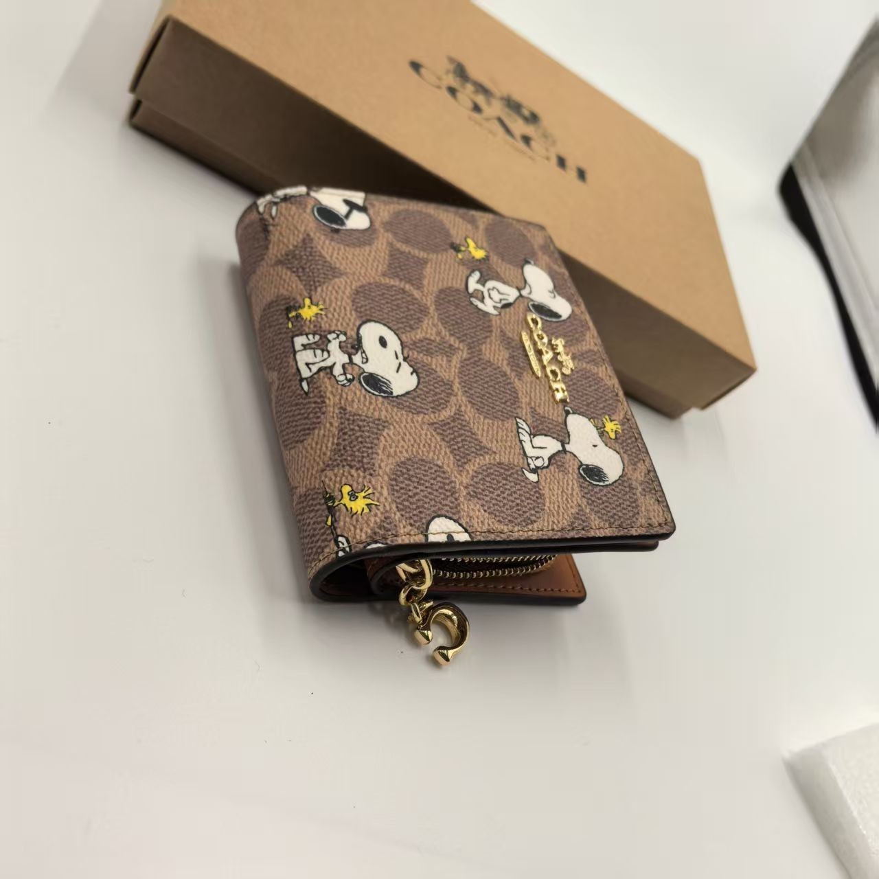 NWT Coach X Peanuts Snap Wallet In Signature Canvas With Snoopy Print CBN32