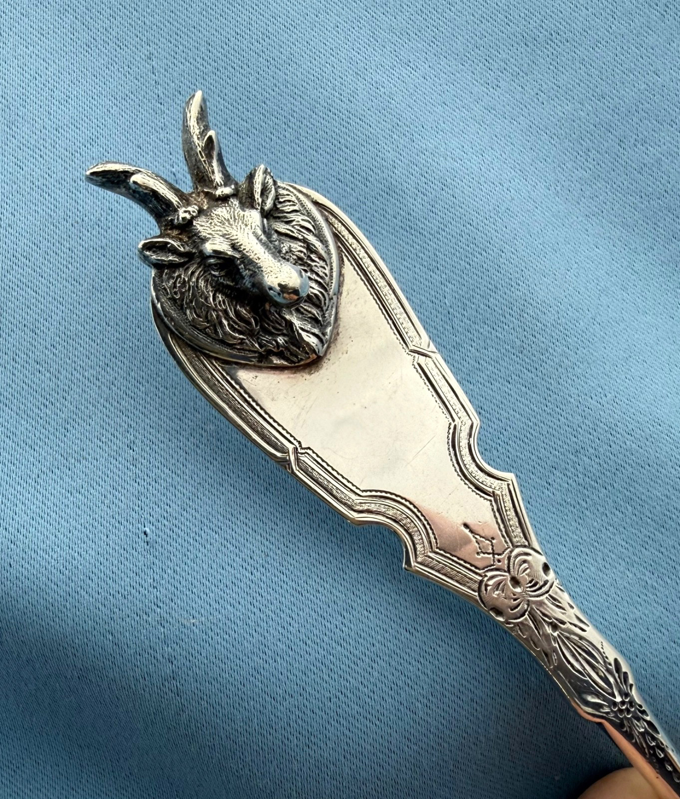 Albert Coles Coin Silver Soup Ladle Saxon Stag 12 Inches No Mono