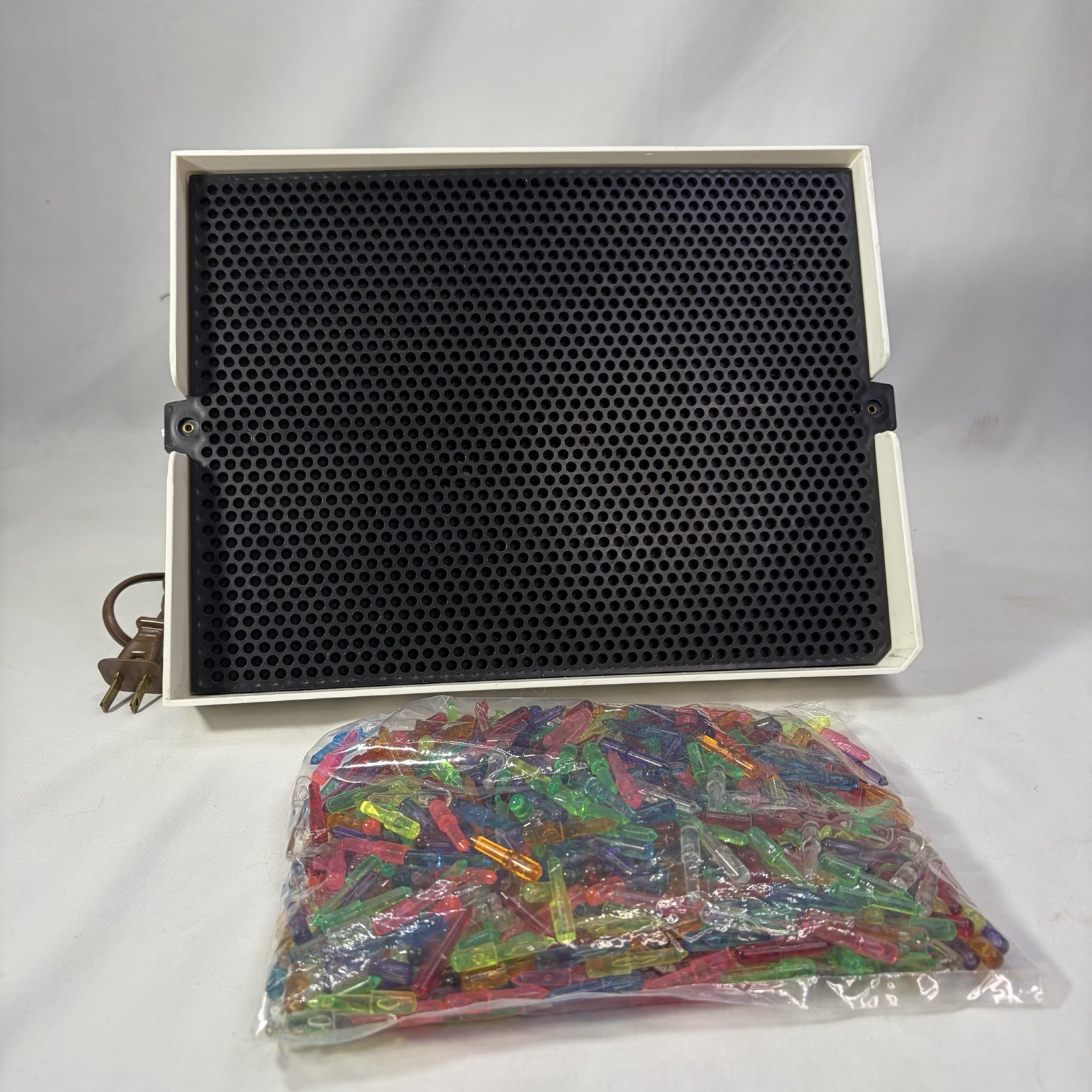 Vintage Hasbro Lite Brite 1973 Light Bright 5455 With Large New Bag Of Pegs