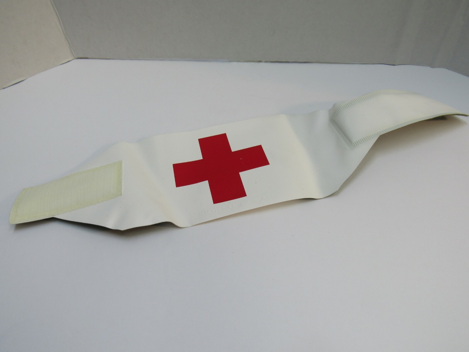 Vintage Swedish Red Cross Armband Medic First Aid OD White Reversible NOS Sweden
