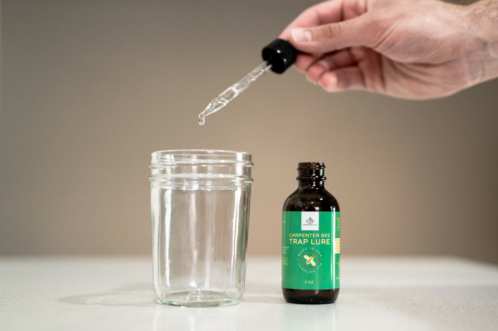 Donaldson Farms Carpenter Bee Trap Lure Attractant All Natural