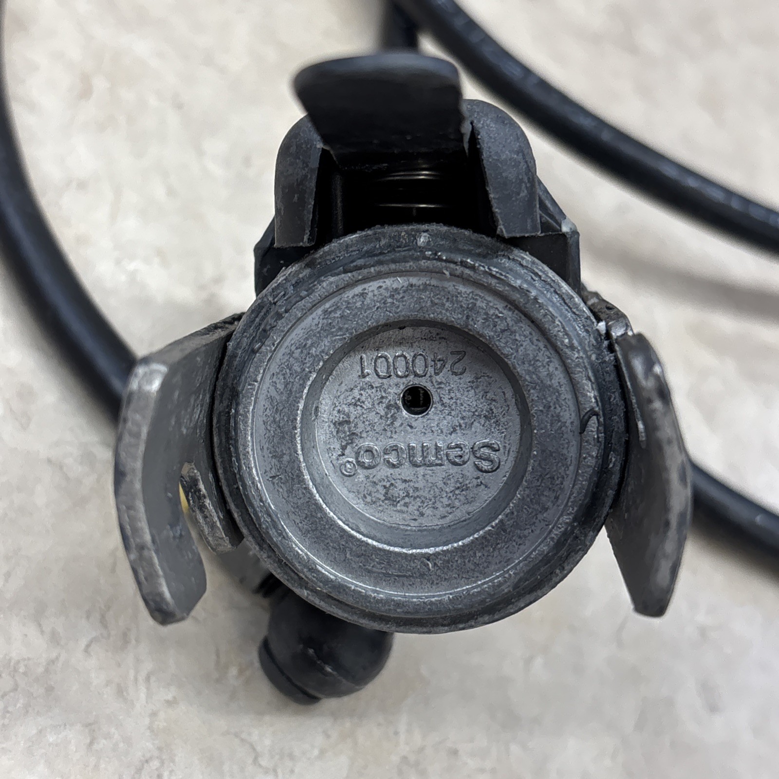 SEMCO Model 250 Pneumatic Retainer Sealant Tool Gun 6 oz. Retainer & Hose