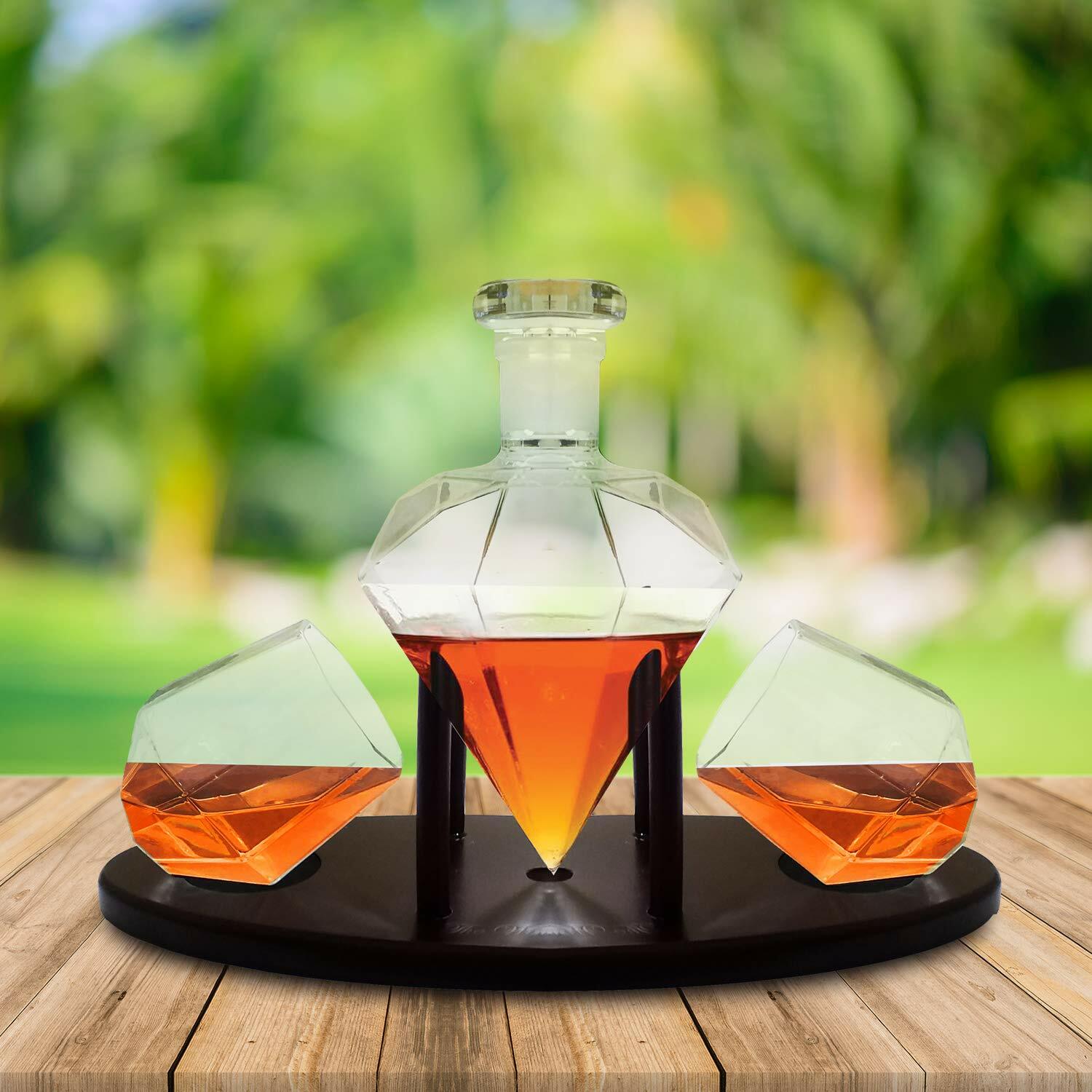 Diamond Whiskey Decanter With 2 Diamond Glasses Mahogany Wooden Holder