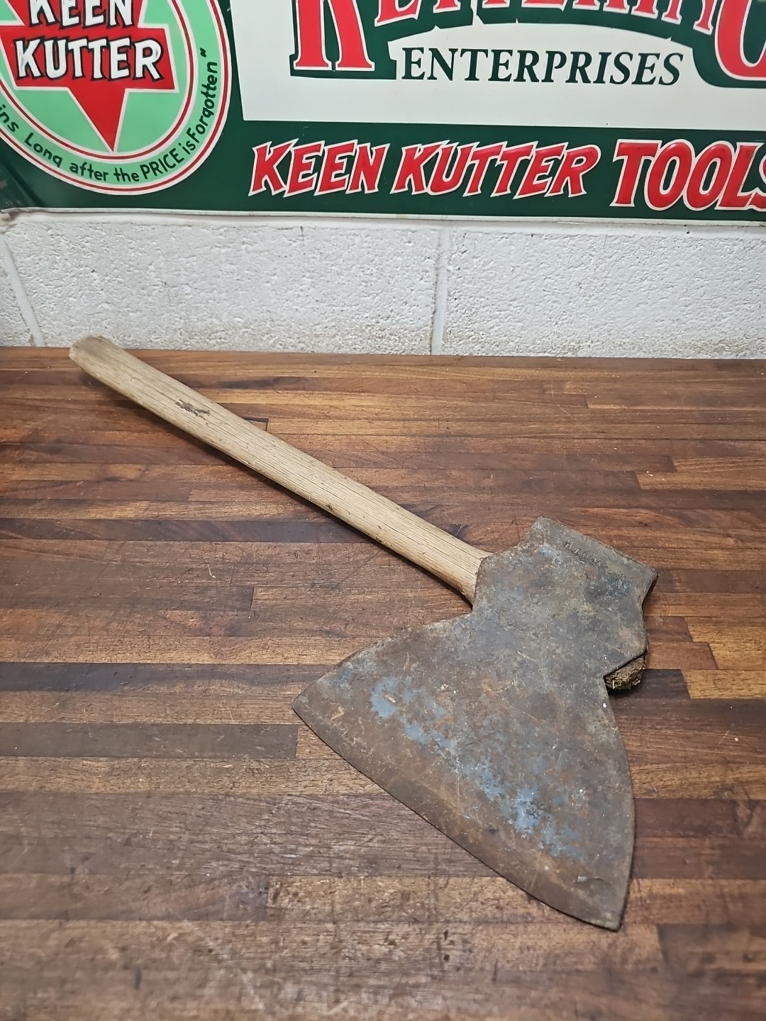 R24- Antique Daniel DRUA Hand Forge Broad Axe - PARADISE - LANCASTER PA 7lb 6oz