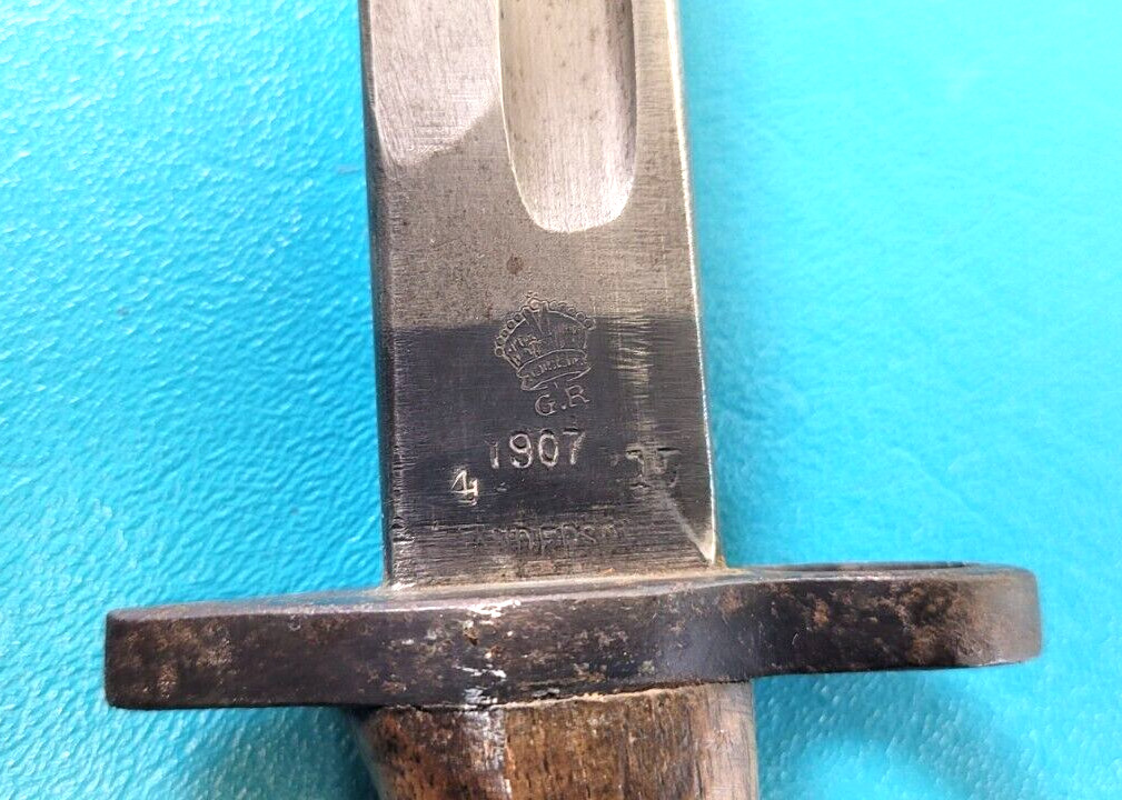 WWI English British Pattern 1907 Rifle Bayonet Sanderson + Scabbard c. 1917
