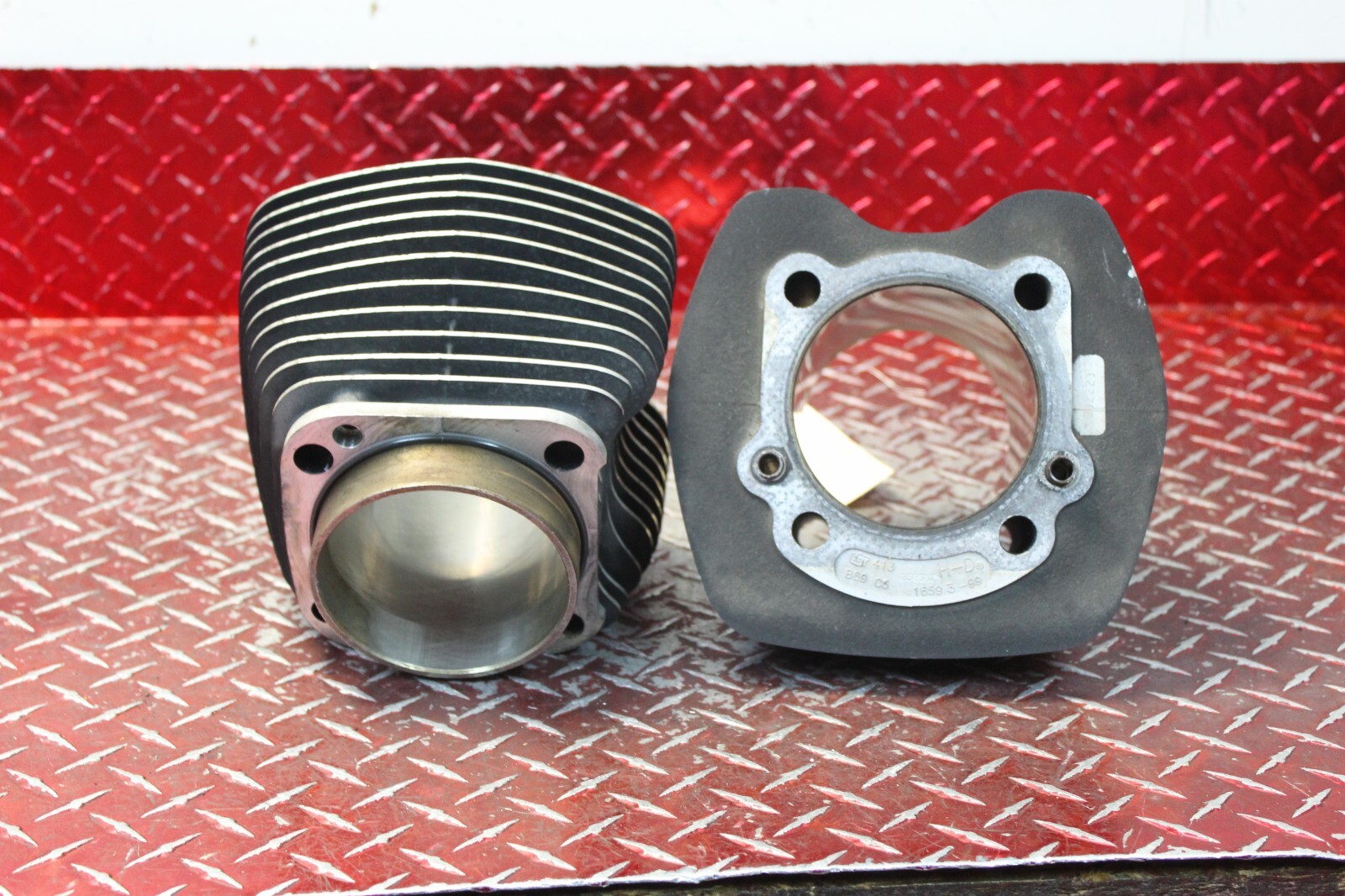 2007 HARLEY DAVIDSON HERIATGE SOFTAIL 96 OEM STOCK CYLINDER JUGS & PISTONS HST26