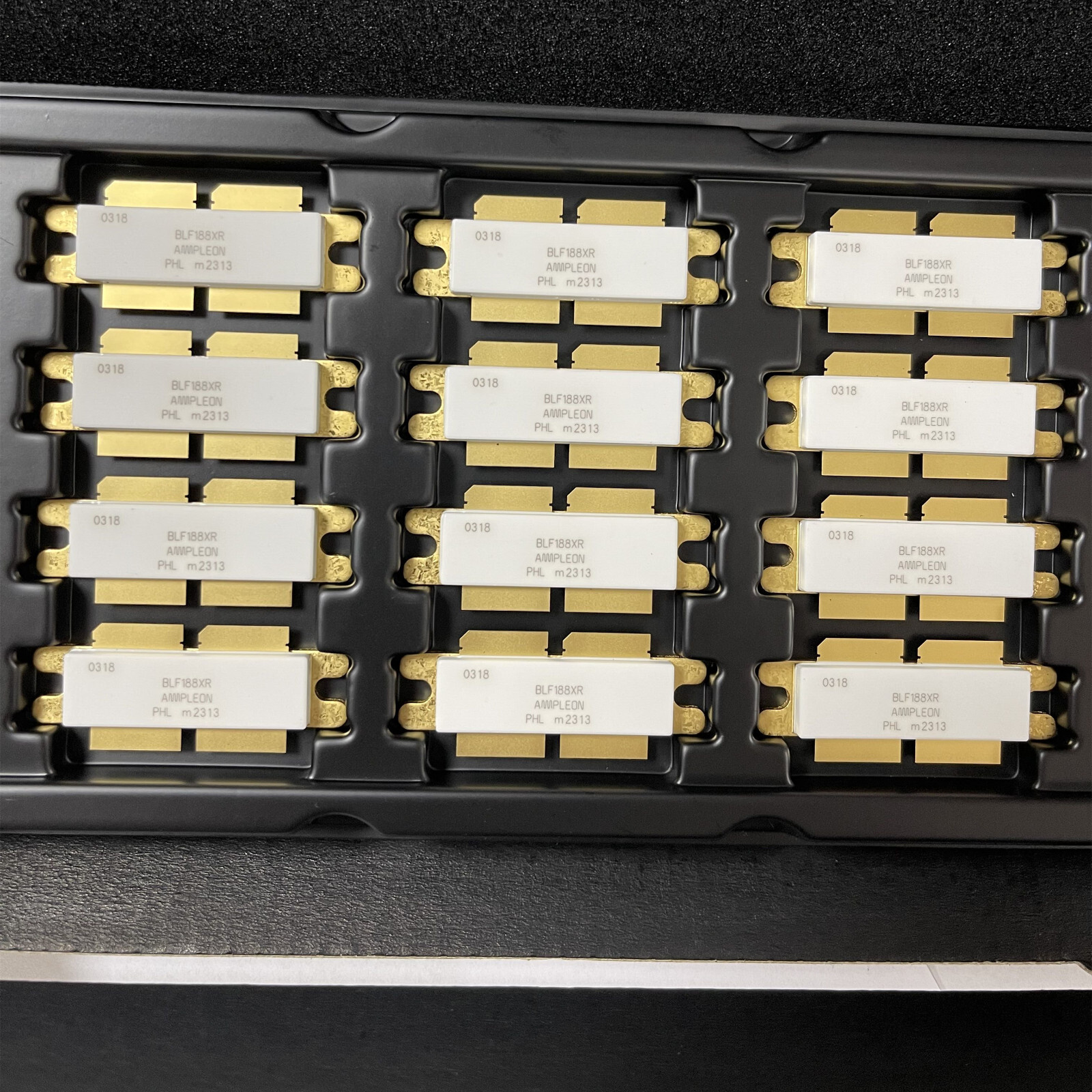 AMPLEON BLF188XR Power LDMOS transistor HF to 600 MHz 1400W New Original 1PCS