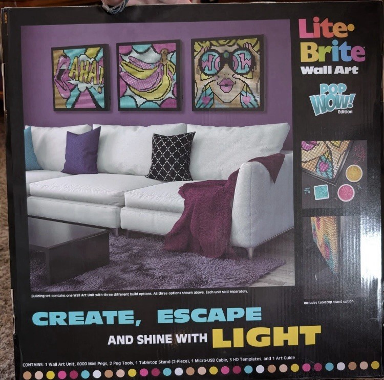 Lite-Brite Wall Art POP Wow - 16" x 16" Screen, 6,000 Pegs, 3 HD Templates NIB