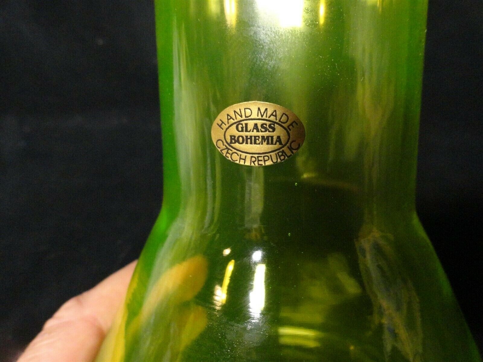 Black Light GLASS - Uranium Vaseline - Hookah Tobacco WATER - 15"x6" KRYPTONYTE