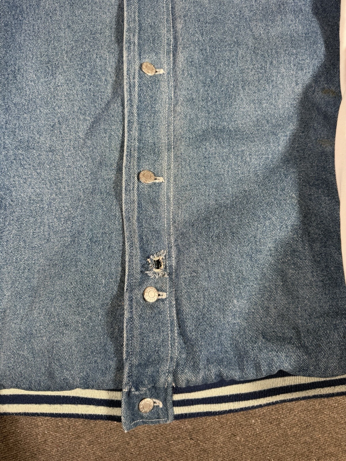 Vintage Walt Disney The Happiest Celebration On Earth Jacket Men’s Size XL Denim