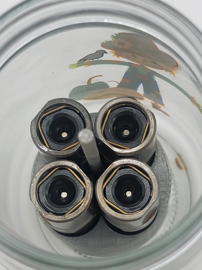 Bleeds and pumps up hydraulic lifters Vacuum Tappet Pump-Up