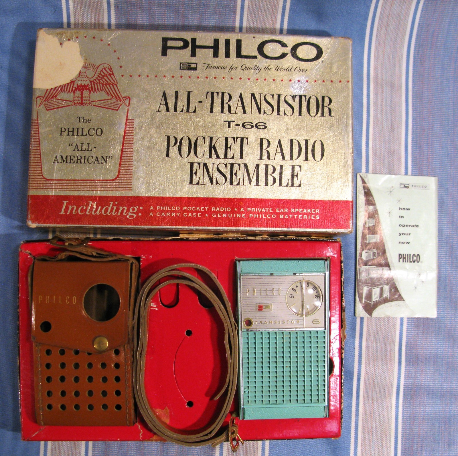 1960 Philco T66 Reverse Painted Transistor Radio Used