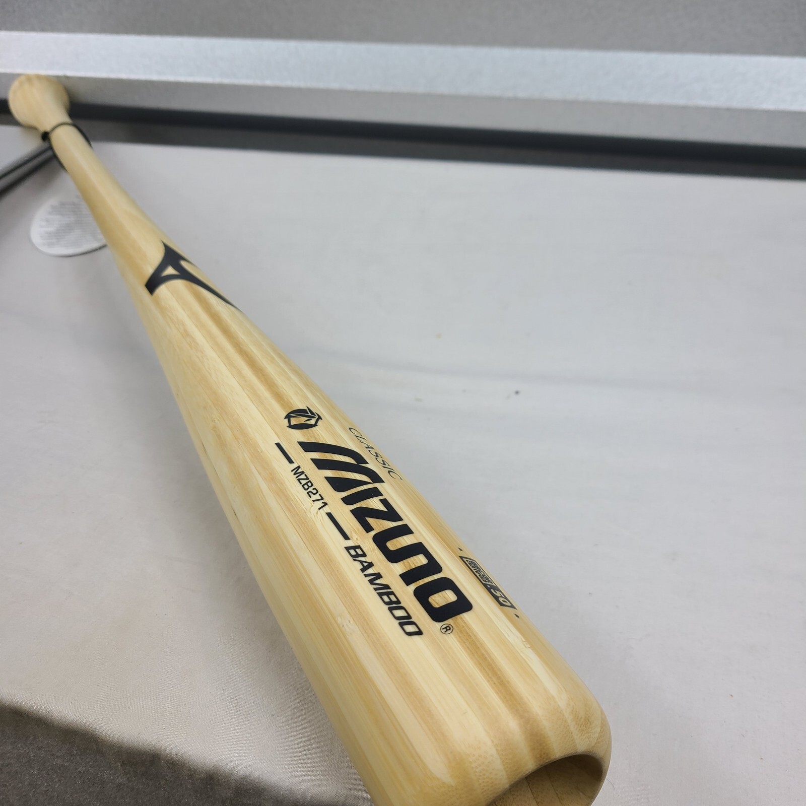 Mizuno Classic MZB271 Bamboo Wood Baseball Bat 28 Inch