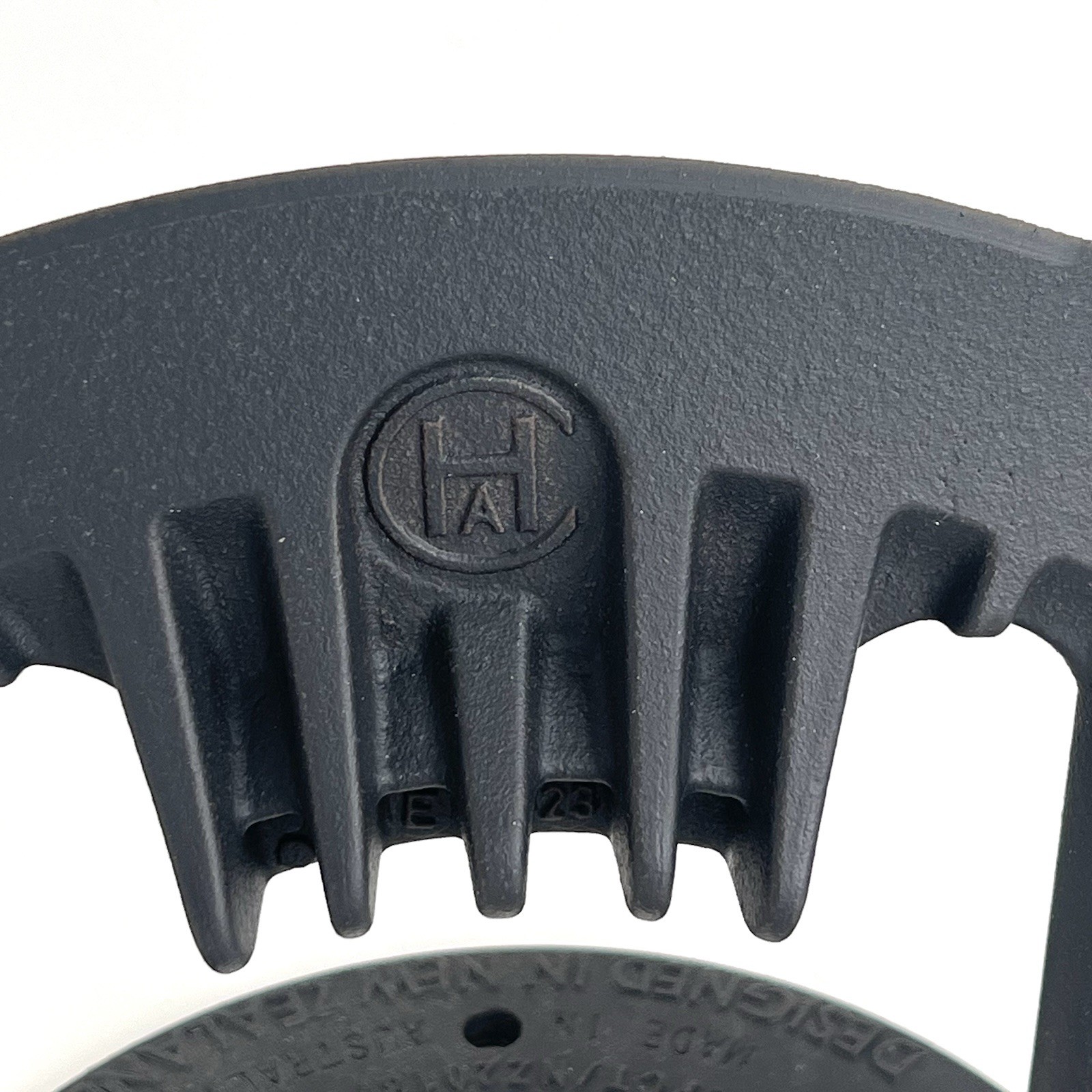 Kindling Cracker Firewood Log Splitter Cutter Black Australia NIB Camping