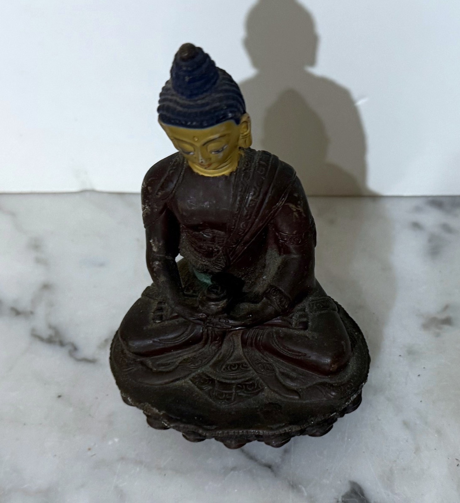 BEAUTIFUL VINTAGE NEPAL BRONZE STATUE OF SHAKYAMUNI BUDDHA WITH GOLD FACE
