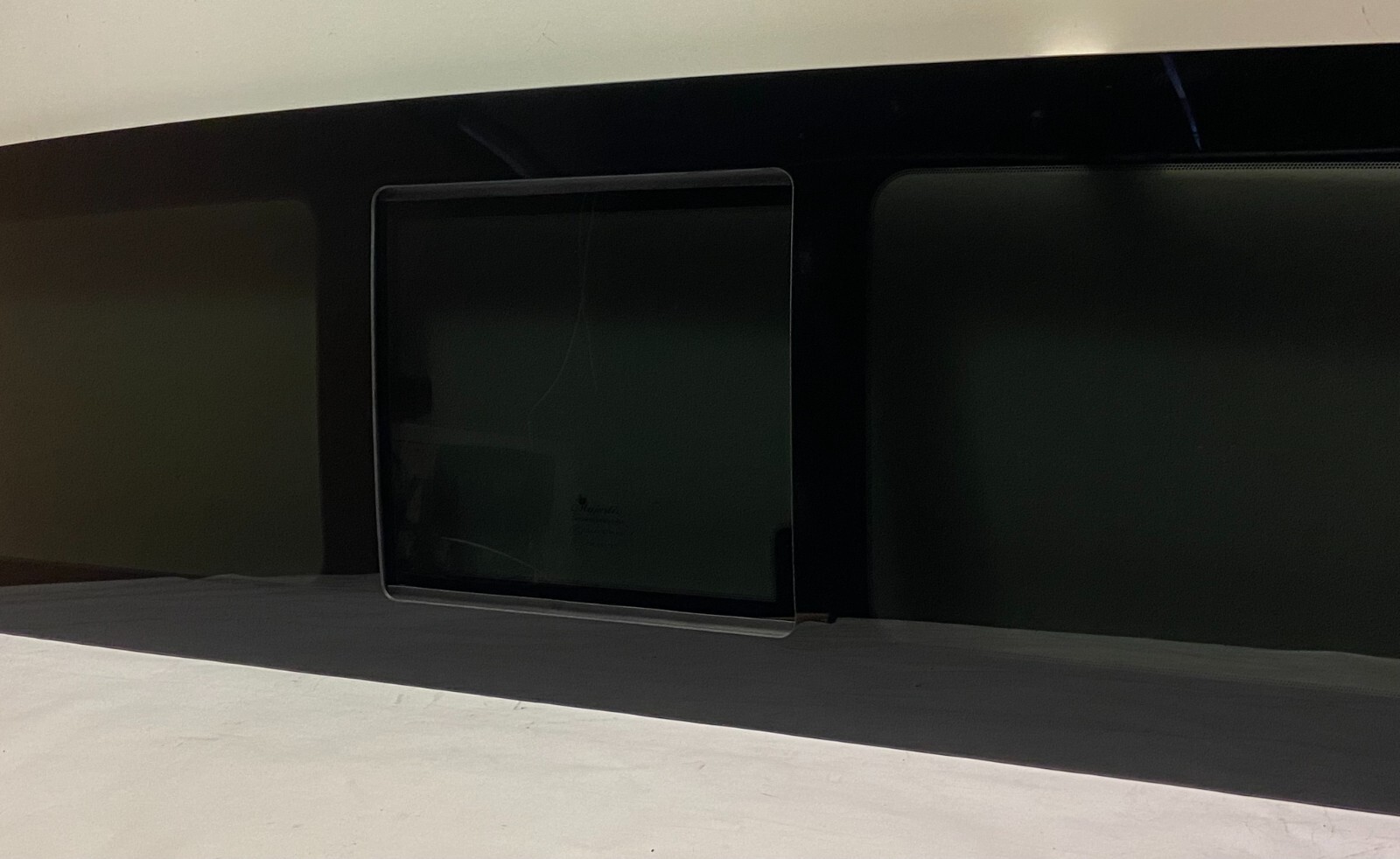 Fits 1999-2006 Chevy Silverado Manual Sliding Window Back Glass ( One Panel)