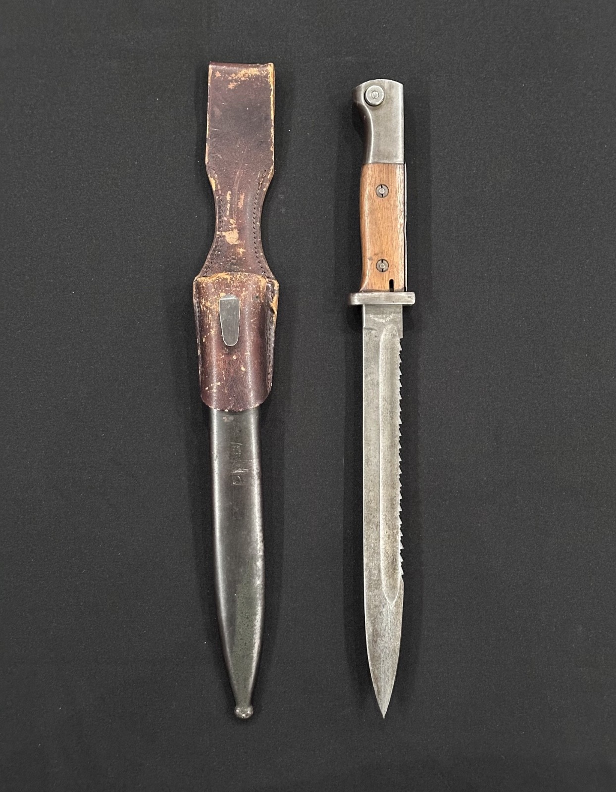 Original German Pioneer Bayonet (Saw Back) Deutsche Maschinenfabrik A-G