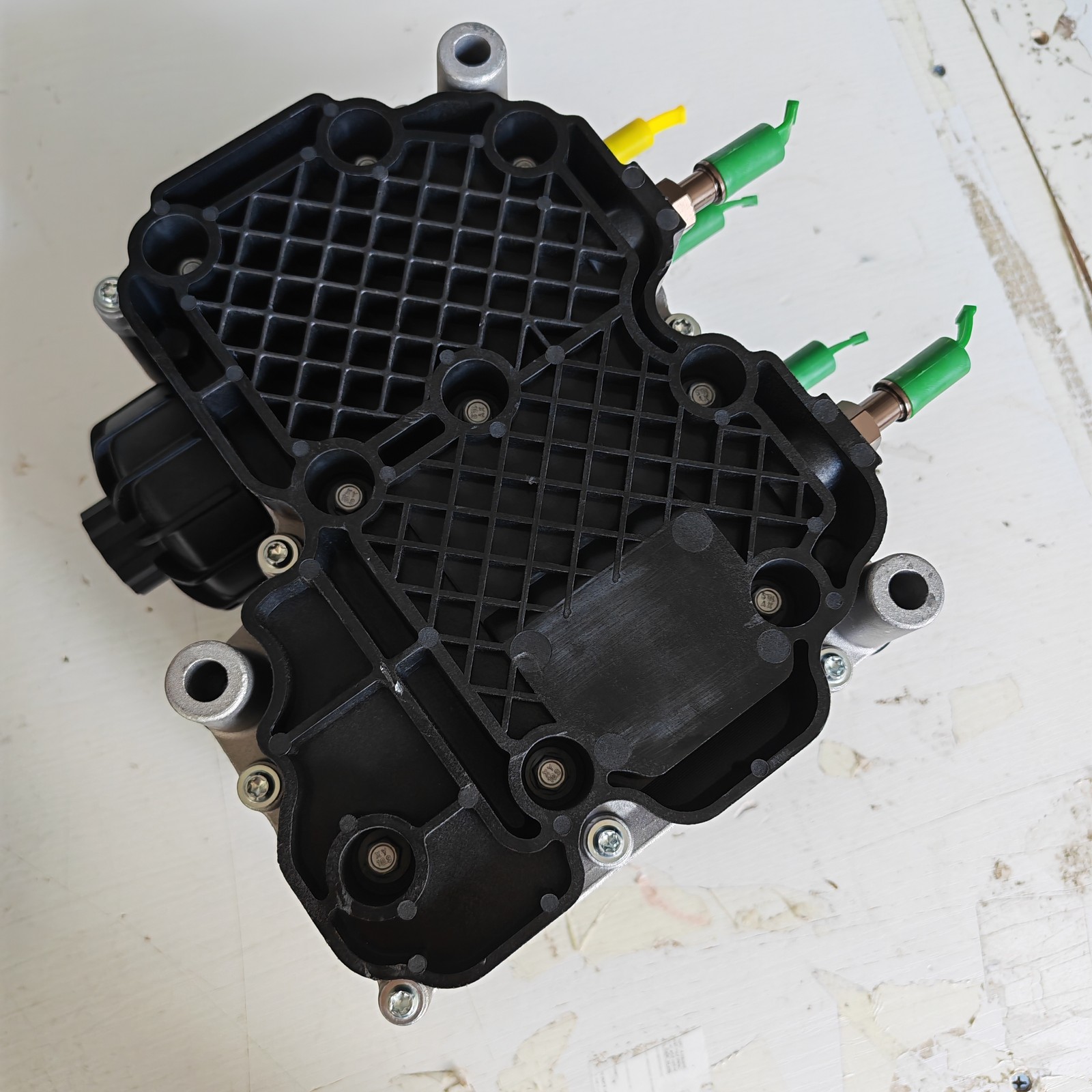 12V Urea Pump D13 21577511 21332701 Bosch 85003864 For Volvo Mack DEF 21577507