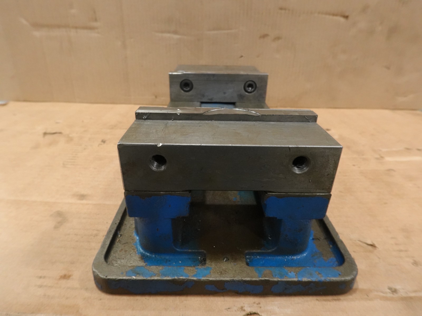 6" Kurt D675 AngLock Milling Machine Vise w/ Handle 7.5" Capacity KB5