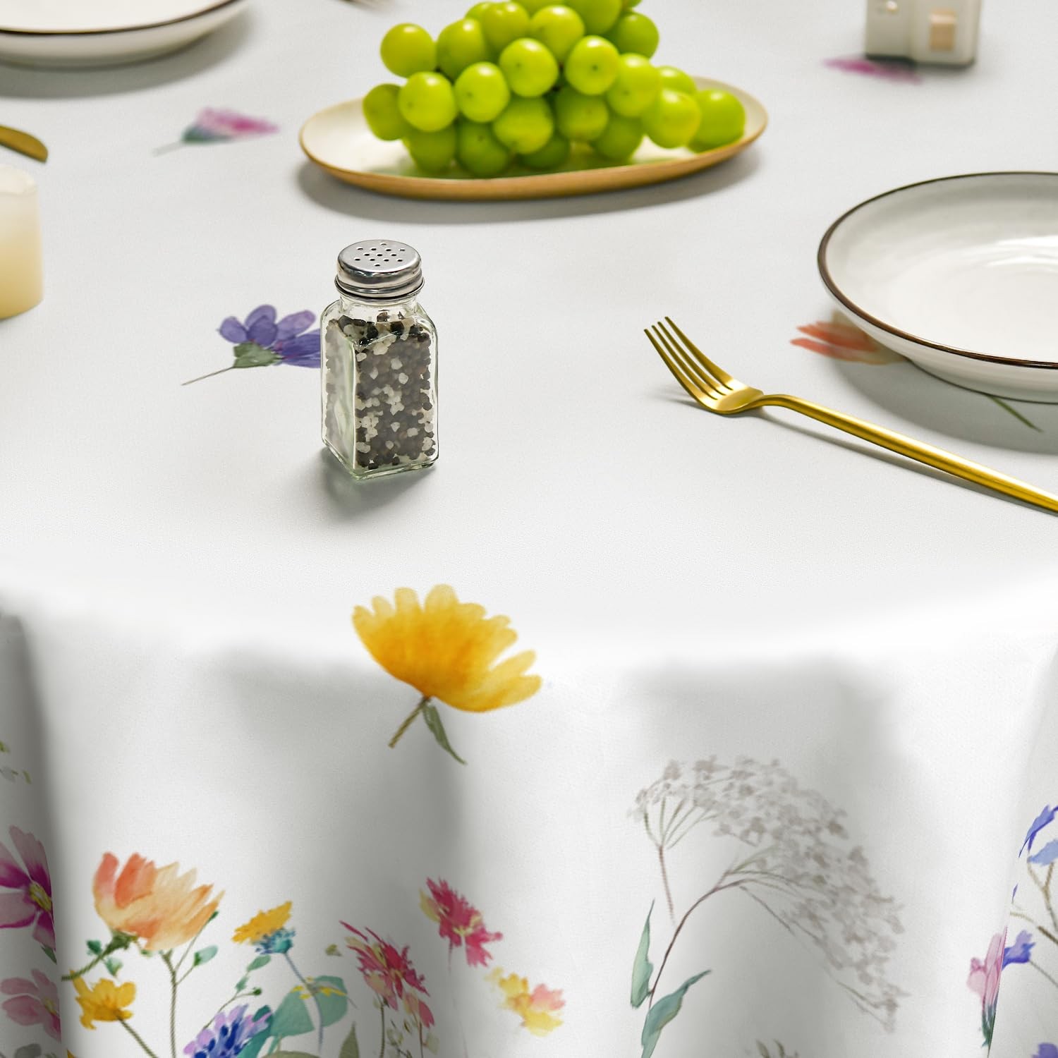 Spring Tablecloth 70Ã—70 Inch Round, Colorful Wild 70" x 70" (Round) White
