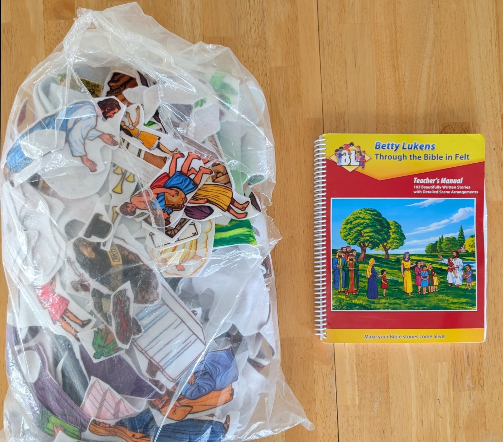 Betty Lukens Through the Bible in Felt Teacher's Manual and Felt Board Set 1992