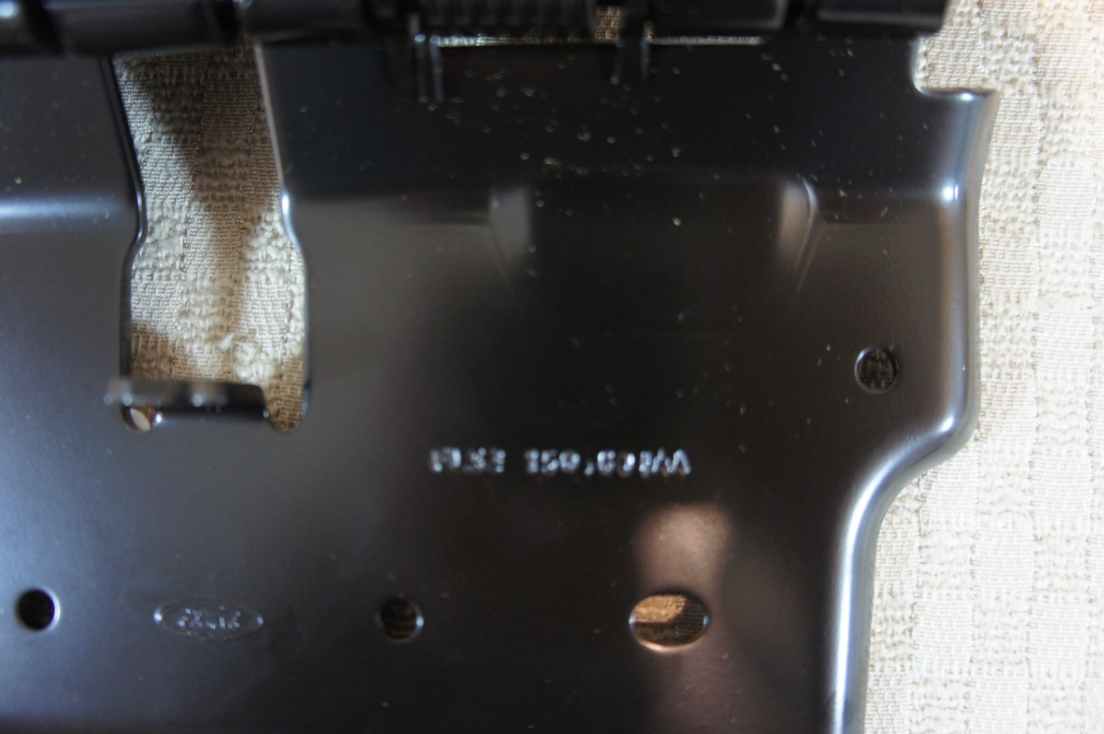 2015 2016 2017 2018 2019 2020 FORD F-150 LARIAT CENTER CONSOLE VINYL EBONY