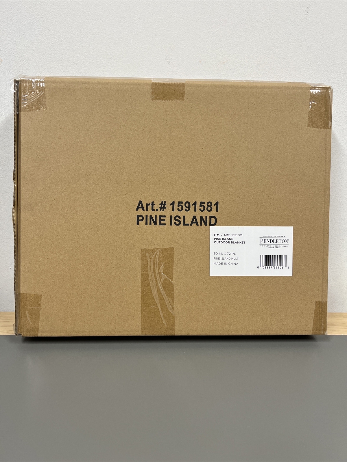 Pendleton Outdoor Packable Blanket 60” x 72” Picnic Camping Beach Tailgating