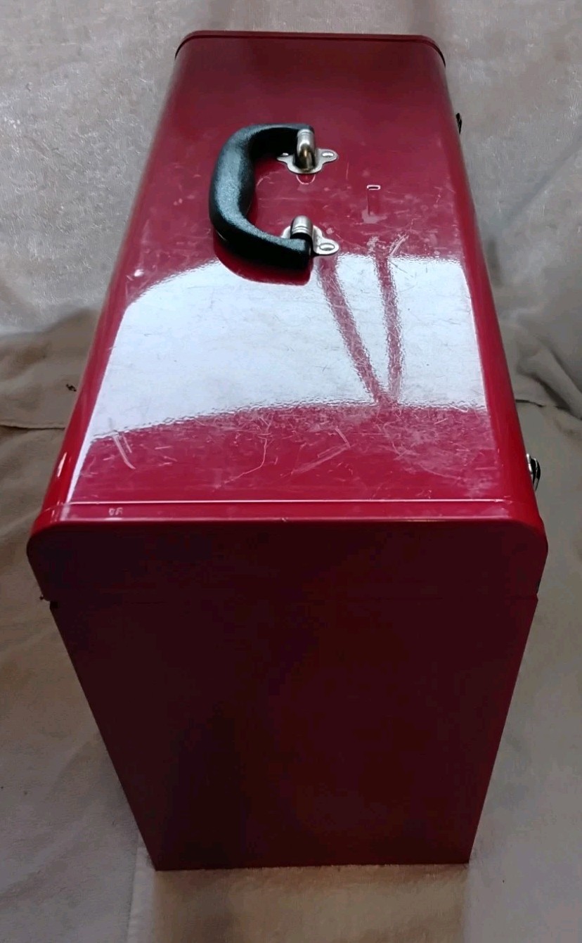 CRAFTSMAN 205PC 20-1/2"× 8-1/2"× 14" METAL 4 DRAWER LOCKABLE WITH HANDLE & TOOL