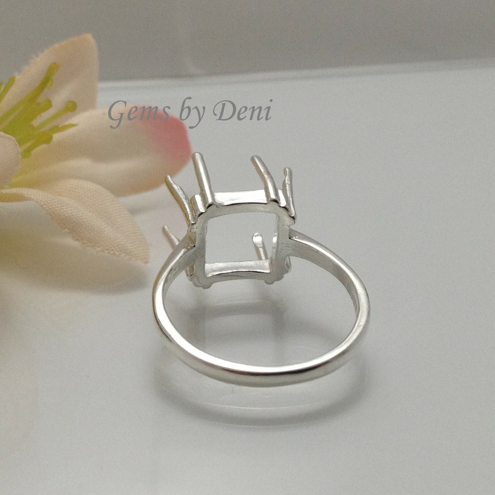 (5x5-12x12mm) Square 8-Prong Sterling Silver Pre-Notched Ring Setting Size 7