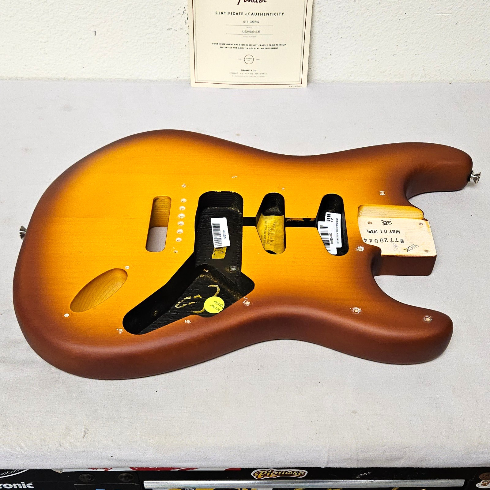 Fender American Performer LE Timber Strat Spruce Body Satin Sunburst USA Guitar