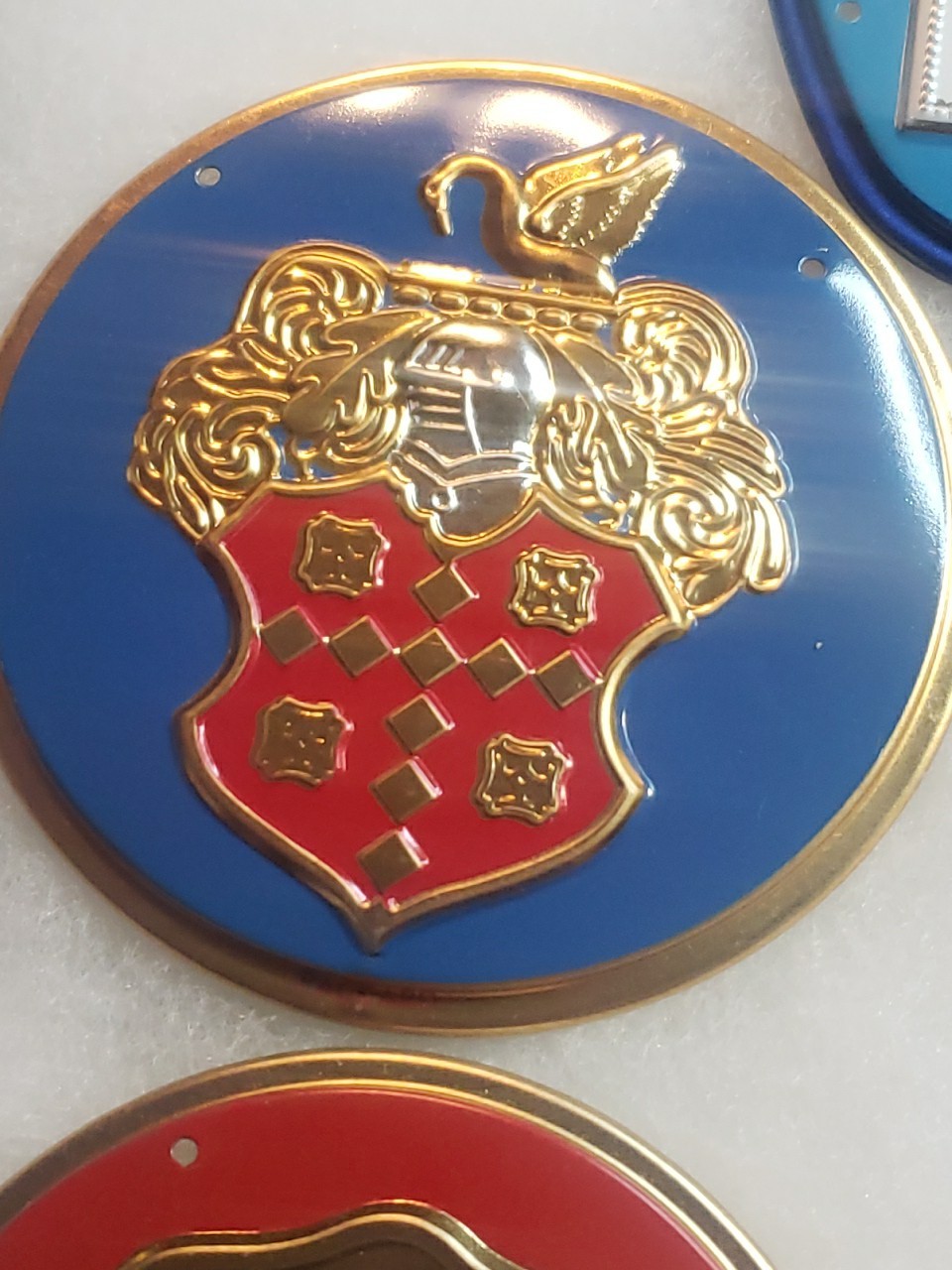 ORIGINAL 1950S WHEATIES CEREAL PREMIUM METAL AUTOMOBILE EMBLEMS SET 14 IN Case