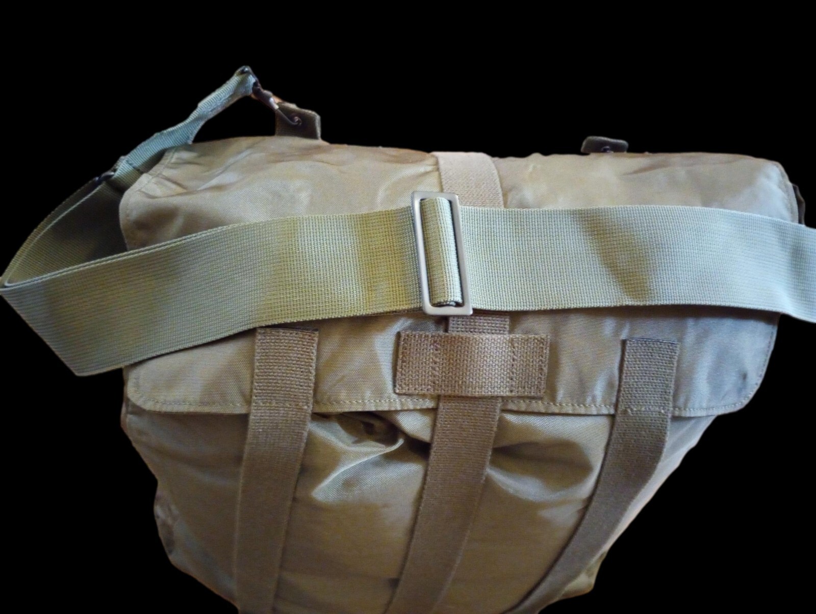 AUSTRIAN MILITARY SHOULDER BAG COMBAT DAY PACK GENUINE SURPLUS